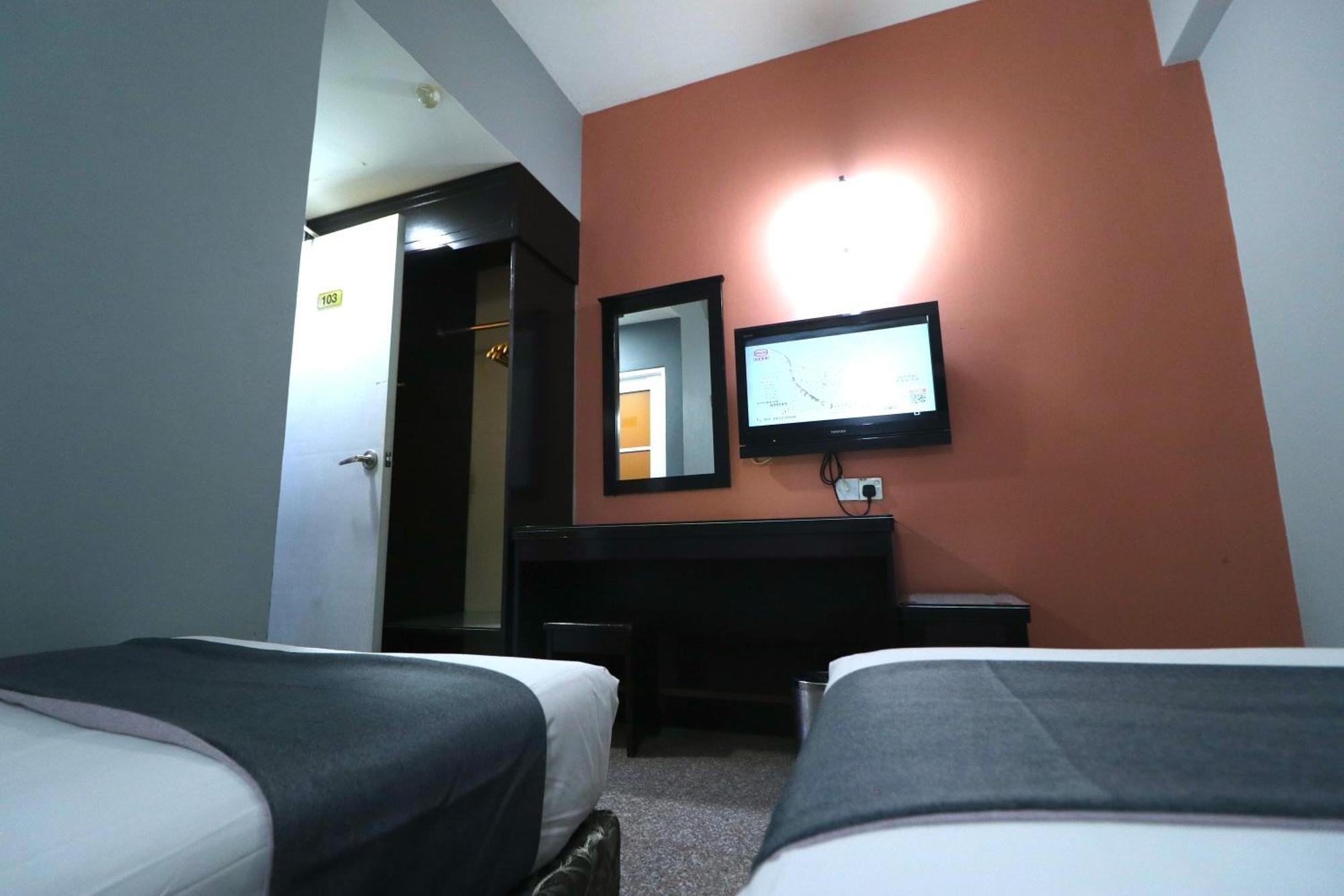 Hotel Sri Puchong Extérieur photo